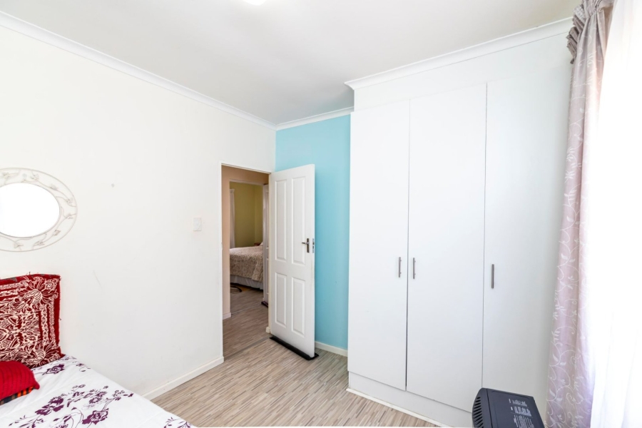 3 Bedroom Property for Sale in Cove Rock Eastern Cape